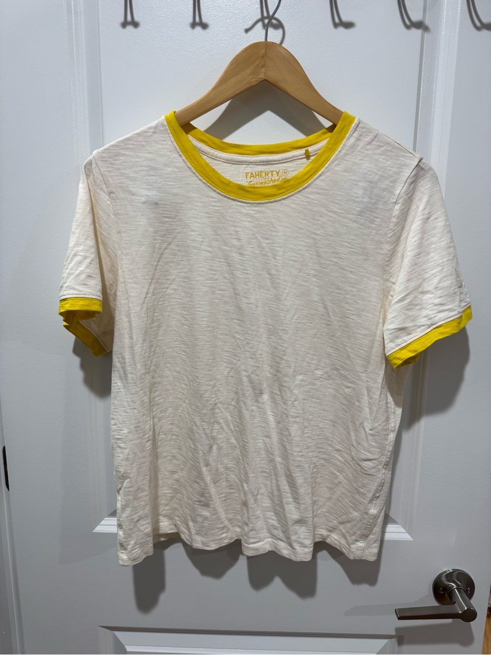 Faherty Sunwashed Cotton t-shirt size M